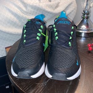 Air Max 270